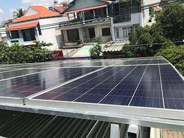 Việt Nam sử dụng hệ thống năng lượng mặt trời trên mái nhà 10kw